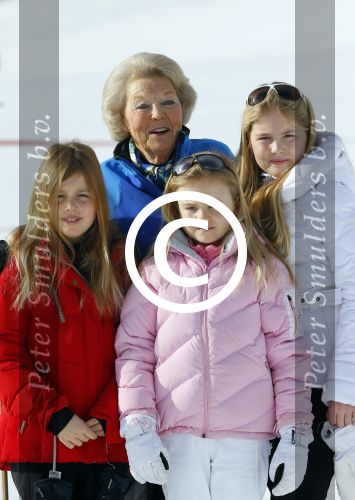 Lech, 23 Februari 2015
Jaarlijkse fotoshoot koninklijke Familie in Lech met Koning willem Alexander, Koningin Maxima, Prinses Beatrix,Prinses Amalia, Prinses Alexia en Prinses Ariane