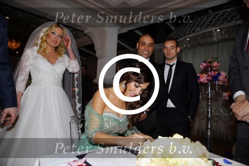 Utrecht, 5 Januari 2015
Trouwen Redouan Diba met Jessica Diba
Getuigen waren Wesley Sneijder en Yolanthe Sneijder