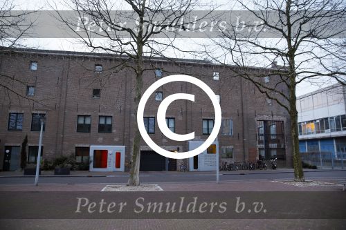 Uitdam Zuiderwoude Amsterdam 19 februari 2015
De ouders van katja Schuurman halen Sammie van School en Thijs heeft een nieuw appartement in Amsterdam.