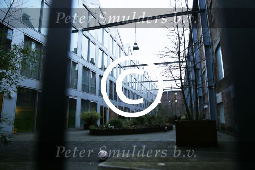 Uitdam Zuiderwoude Amsterdam 19 februari 2015
De ouders van katja Schuurman halen Sammie van School en Thijs heeft een nieuw appartement in Amsterdam.