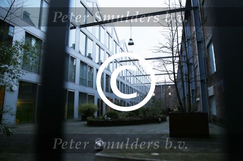 Uitdam Zuiderwoude Amsterdam 19 februari 2015
De ouders van katja Schuurman halen Sammie van School en Thijs heeft een nieuw appartement in Amsterdam.
