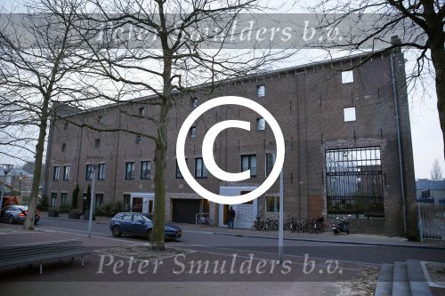 Uitdam Zuiderwoude Amsterdam 19 februari 2015
De ouders van katja Schuurman halen Sammie van School en Thijs heeft een nieuw appartement in Amsterdam.