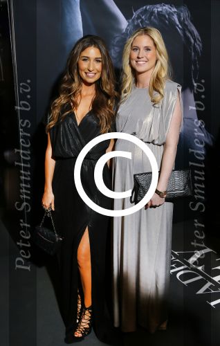Amsterdam 11 februari 2015
Premiere fifty shades of grey in tuschinski.
Xelly Cabau v Kasbergen met haar schoonzus