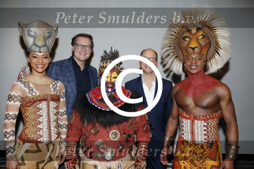 Amsterdam 16 februari 2016 
Presentatie van de Lion king in het stedelijk museum door Albert Verlinde en irene Moors.