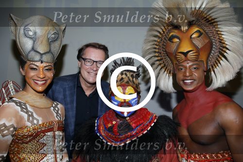 Amsterdam 16 februari 2016 
Presentatie van de Lion king in het stedelijk museum door Albert Verlinde en irene Moors.
