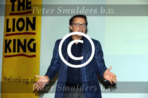 Amsterdam 16 februari 2016 
Presentatie van de Lion king in het stedelijk museum door Albert Verlinde en irene Moors.