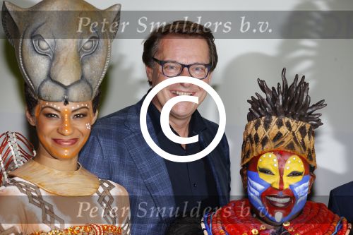 Amsterdam 16 februari 2016 
Presentatie van de Lion king in het stedelijk museum door Albert Verlinde en irene Moors.