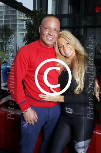 Den Haag 12 februari 2016
Samantha ( Barbie) en haar man Michael v d Plas met hun manager Jake Hampel zijn vrouw en hun PT