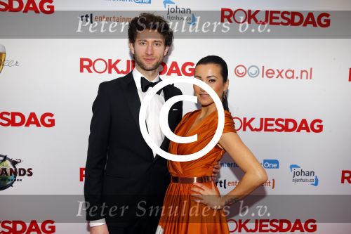 Amsterdam 7 maart 2016
Premiere Rokjesdag in Tuschinski met Regisseur Johan Nijenhuis, scenarioschrijver Evelien Hagebeek, Lieke van Lexmond, Birgit Schuurman, Toprak YalÃ§iner, Ferdi Stofmeel, Anne-Marie Jung, Martijn Fischer, Esmee van Kampen, Melissa Drost, David Lucieer, Carly Wijs, Hassan Salah Slaby, Manuel Broekman, Jim Bakkum, Barbara Sloesen, Stijn Fransen, Loek Peters.