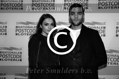Amsterdam 26 januari 2016
Goed geld gala van de nationale postcode loterij in carre met als hoofdgast George Clooney. Bob Wisse met een vriendin