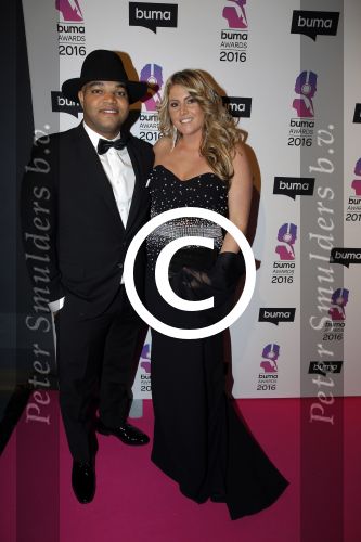 Hilversum 15 februari 2016
Buma awards in studio 21 op het mediapark.
Brace met vriendin