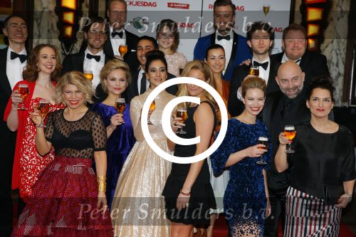 Amsterdam 7 maart 2016
Premiere Rokjesdag in Tuschinski met Regisseur Johan Nijenhuis, scenarioschrijver Evelien Hagebeek, Lieke van Lexmond, Birgit Schuurman, Toprak YalÃ§iner, Ferdi Stofmeel, Anne-Marie Jung, Martijn Fischer, Esmee van Kampen, Melissa Drost, David Lucieer, Carly Wijs, Hassan Salah Slaby, Manuel Broekman, Jim Bakkum, Barbara Sloesen, Stijn Fransen, Loek Peters.