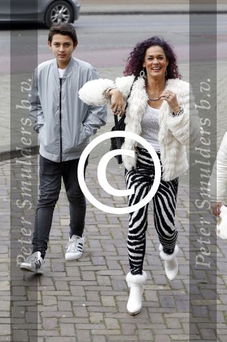 Amsterdam 13 februari 2016 
Premiere Zootropolis in het tropenmuseum.
Chimene van Oosterhout en zoon Lyam Last