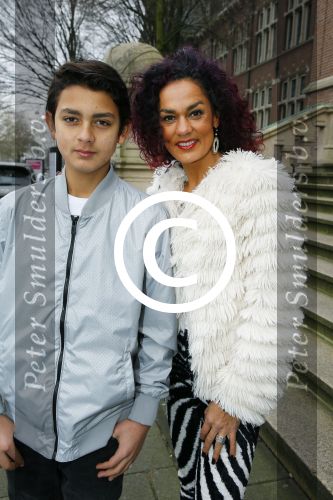 Amsterdam 13 februari 2016 
Premiere Zootropolis in het tropenmuseum.
Chimene van Oosterhout en zoon Lyam Last
