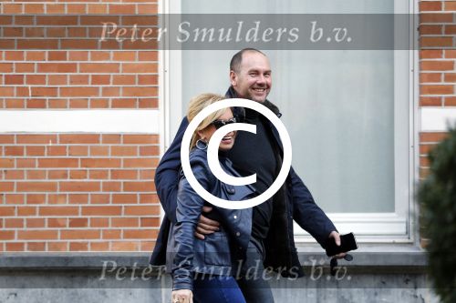 Amsterdam 12 februari 2016 
Connie Breukhoven met verloofde Eugene v Dun op straat