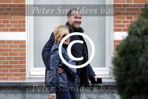 Amsterdam 12 februari 2016 
Connie Breukhoven met verloofde Eugene v Dun op straat