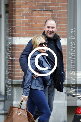 Amsterdam 12 februari 2016 
Connie Breukhoven met verloofde Eugene v Dun op straat