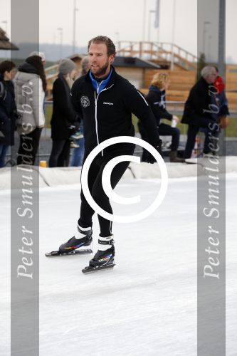 Biddinghuizen 6 maart 2016
De hollandse 100 georganiseerd door prins Bernhard jr . 10 km schaatsen en 90km fietsen .
De opbrengst gaat naar het onderzoek tegen lymphe klier kanker. Danny Menken met broer en Jeroen v Noort