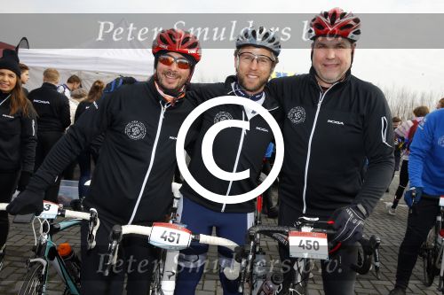 Biddinghuizen 6 maart 2016
De hollandse 100 georganiseerd door prins Bernhard jr . 10 km schaatsen en 90km fietsen .
De opbrengst gaat naar het onderzoek tegen lymphe klier kanker. Danny Menken met broer en Jeroen v Noort