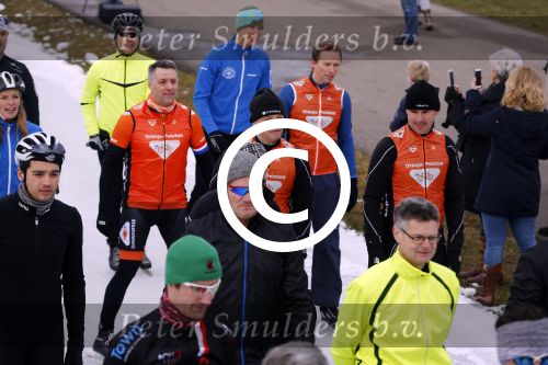 Biddinghuizen 6 maart 2016
De hollandse 100 georganiseerd door prins Bernhard jr . 10 km schaatsen en 90km fietsen .
De opbrengst gaat naar het onderzoek tegen lymphe klier kanker. Eric Breukink