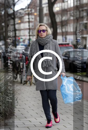 Amsterdam 15 februari 2016
Eva Jinek op straat in Amsterdam zuid.