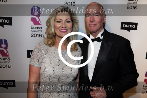 Hilversum 15 februari 2016
Buma awards in studio 21 op het mediapark. Ferdi Bolland met vrouw