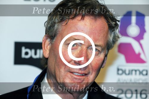 Hilversum 15 februari 2016
Buma awards in studio 21 op het mediapark.
Harry v Hoof en Els v Hoof