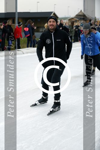 Biddinghuizen 6 maart 2016
De hollandse 100 georganiseerd door prins Bernhard jr . 10 km schaatsen en 90km fietsen .
De opbrengst gaat naar het onderzoek tegen lymphe klier kanker.