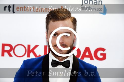 Amsterdam 7 maart 2016
Premiere Rokjesdag in Tuschinski met Regisseur Johan Nijenhuis, scenarioschrijver Evelien Hagebeek, Lieke van Lexmond, Birgit Schuurman, Toprak YalÃ§iner, Ferdi Stofmeel, Anne-Marie Jung, Martijn Fischer, Esmee van Kampen, Melissa Drost, David Lucieer, Carly Wijs, Hassan Salah Slaby, Manuel Broekman, Jim Bakkum, Barbara Sloesen, Stijn Fransen, Loek Peters.