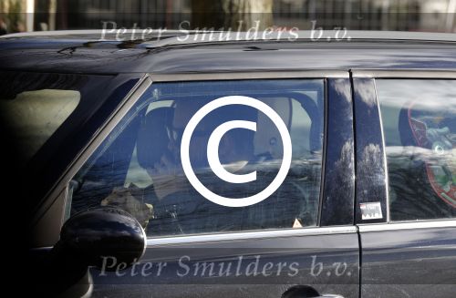Amsterdam 15 februari 2016 
Jim Bakkum op de cornelis schuytstraat en in zijn mini cooper countryman.