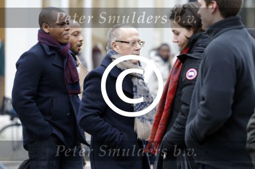 Amsterdam 13 februari 2016 
Joop Braakhekke doet boodschappen op de pc hooftstraat.
