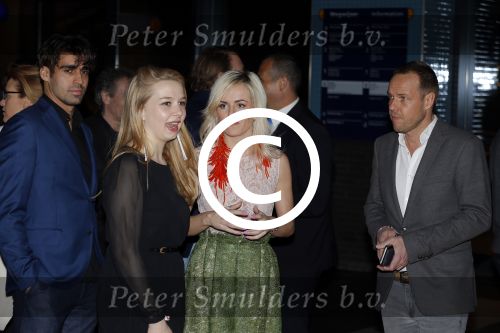 Amsterdam 7 maart 2016 
Uitreiking tv beelden in de passengers terminal .
Josje Huisman met Maurice Kroon