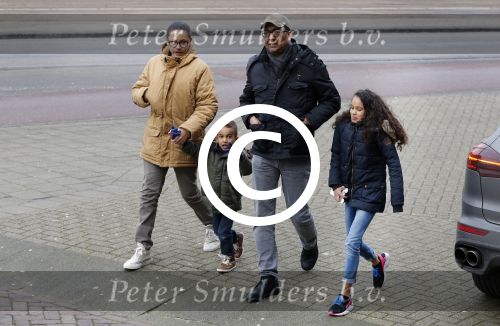 Amsterdam 13 februari 2016 
Premiere Zootropolis in het tropenmuseum. Jurgen Raymann met familieleden