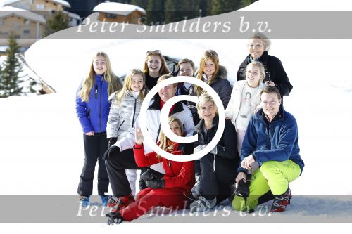 Lech, 22 Februari 2016
Jaarlijkse fotopersdag Koninklijk huis
Koning Willem Alexander Koningin Maxima Prinses Amalia Prinses Alexia Prinses Ariane Prins Constatijn Prinses Laurentien Prinses Eloise Prins Claus-Casimir en Prinses Leonore Prinses Beatrix