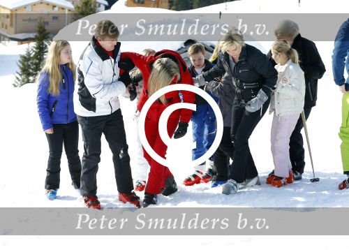 Lech, 22 Februari 2016
Jaarlijkse fotopersdag Koninklijk huis
Koning Willem Alexander Koningin Maxima Prinses Amalia Prinses Alexia Prinses Ariane Prins Constatijn Prinses Laurentien Prinses Eloise Prins Claus-Casimir en Prinses Leonore Prinses Beatrix