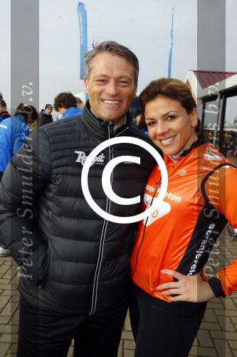 Biddinghuizen 6 maart 2016
De hollandse 100 georganiseerd door prins Bernhard jr . 10 km schaatsen en 90km fietsen .
De opbrengst gaat naar het onderzoek tegen lymphe klier kanker. Michael Zijlaard met Leontien v Moorsel
