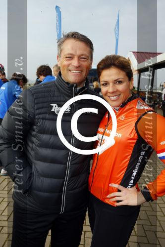 Biddinghuizen 6 maart 2016
De hollandse 100 georganiseerd door prins Bernhard jr . 10 km schaatsen en 90km fietsen .
De opbrengst gaat naar het onderzoek tegen lymphe klier kanker. Michael Zijlaard met Leontien v Moorsel