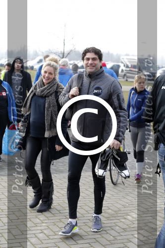 Biddinghuizen 6 maart 2016
De hollandse 100 georganiseerd door prins Bernhard jr . 10 km schaatsen en 90km fietsen .
De opbrengst gaat naar het onderzoek tegen lymphe klier kanker.
Ralph Mannheim met zijn zwangere vriendin Liza Sips