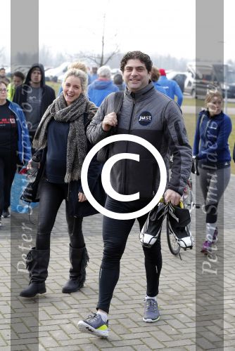 Biddinghuizen 6 maart 2016
De hollandse 100 georganiseerd door prins Bernhard jr . 10 km schaatsen en 90km fietsen .
De opbrengst gaat naar het onderzoek tegen lymphe klier kanker.
Ralph Mannheim met zijn zwangere vriendin Liza Sips