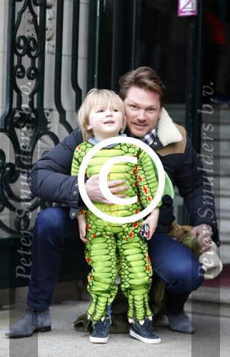 Amsterdam 13 februari 2016 
Premiere Zootropolis in het tropenmuseum.
Luc Peters met gezin