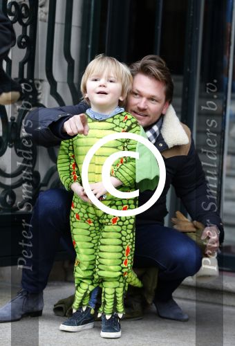 Amsterdam 13 februari 2016 
Premiere Zootropolis in het tropenmuseum.
Luc Peters met gezin