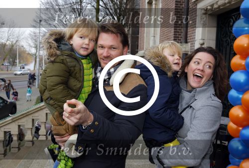 Amsterdam 13 februari 2016 
Premiere Zootropolis in het tropenmuseum.
Luc Peters met gezin