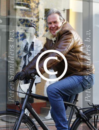 Amsterdam 16 februari 2016 
Maarten Spanjer op zijn fiets in de pc hooftstraat
