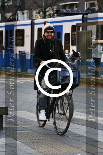 Amsterdam 16 februari 2016 
Mari v d Ven bij zijn huis dat hij net verkocht heeft.