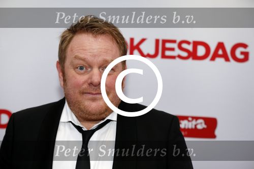 Amsterdam 7 maart 2016
Premiere Rokjesdag in Tuschinski met Regisseur Johan Nijenhuis, scenarioschrijver Evelien Hagebeek, Lieke van Lexmond, Birgit Schuurman, Toprak YalÃ§iner, Ferdi Stofmeel, Anne-Marie Jung, Martijn Fischer, Esmee van Kampen, Melissa Drost, David Lucieer, Carly Wijs, Hassan Salah Slaby, Manuel Broekman, Jim Bakkum, Barbara Sloesen, Stijn Fransen, Loek Peters.