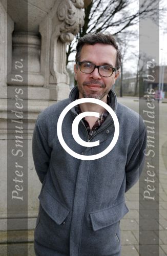 Amsterdam 13 februari 2016 
Premiere Zootropolis in het tropenmuseum. Michiel Veenstra met gezin