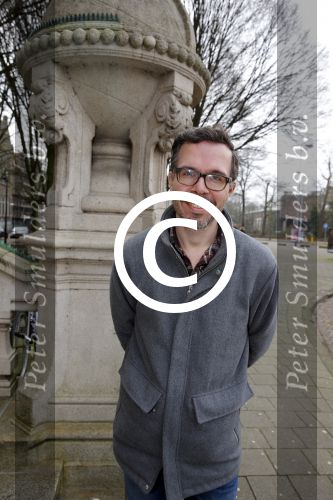 Amsterdam 13 februari 2016 
Premiere Zootropolis in het tropenmuseum. Michiel Veenstra met gezin