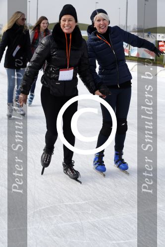 Biddinghuizen 6 maart 2016
De hollandse 100 georganiseerd door prins Bernhard jr . 10 km schaatsen en 90km fietsen .
De opbrengst gaat naar het onderzoek tegen lymphe klier kanker. Monique des Bouvrie