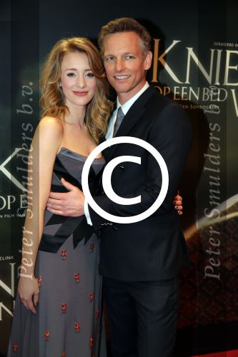 Amsterdam 22 februari 2016
Premiere Knielen op een Bed Violen in Tuschinski , Noortje Herlaar en partner Barry Atsma spelen de hoofdrol.