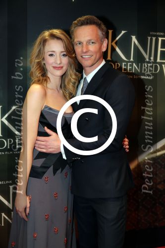 Amsterdam 22 februari 2016
Premiere Knielen op een Bed Violen in Tuschinski , Noortje Herlaar en partner Barry Atsma spelen de hoofdrol.